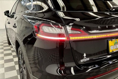 2023 Lincoln Nautilus Reserve AWD - Pano Roof - Htd/Cooled Massaging Leather