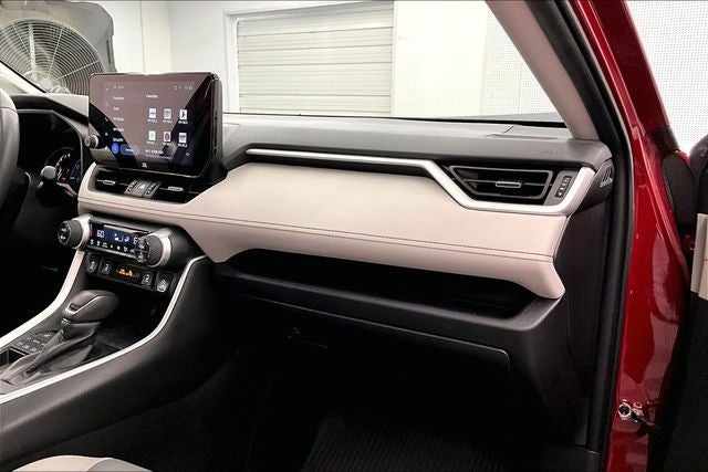 2024 Toyota RAV4 XLE Premium AWD - Sunroof - Adaptive Cruise - Htd Seats