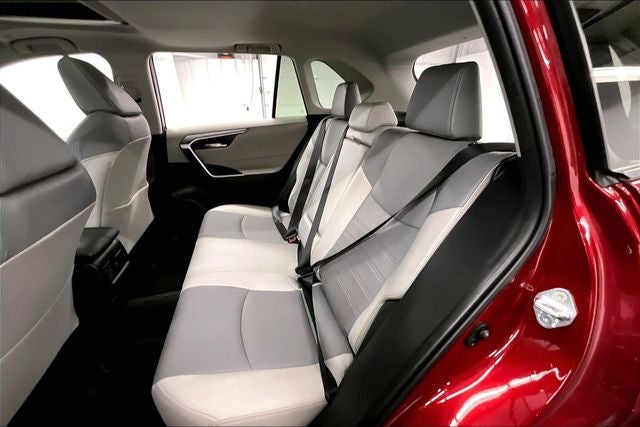 2024 Toyota RAV4 XLE Premium AWD - Sunroof - Adaptive Cruise - Htd Seats