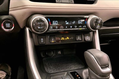 2024 Toyota RAV4 XLE Premium AWD - Sunroof - Adaptive Cruise - Htd Seats