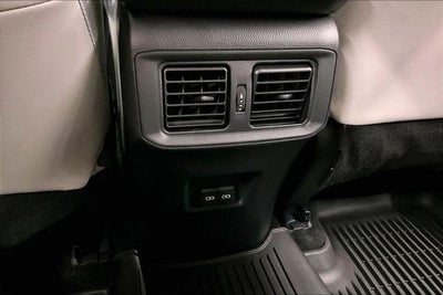 2024 Toyota RAV4 XLE Premium AWD - Sunroof - Adaptive Cruise - Htd Seats