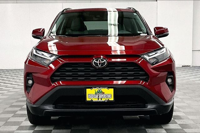 2024 Toyota RAV4 XLE Premium AWD - Sunroof - Adaptive Cruise - Htd Seats