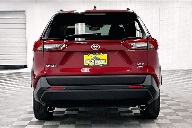 2024 Toyota RAV4 XLE Premium AWD - Sunroof - Adaptive Cruise - Htd Seats