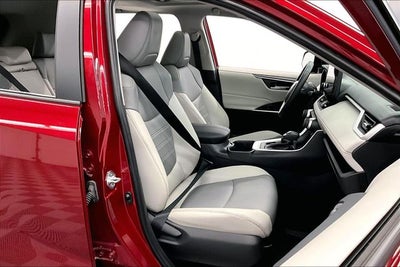 2024 Toyota RAV4 XLE Premium AWD - Sunroof - Adaptive Cruise - Htd Seats