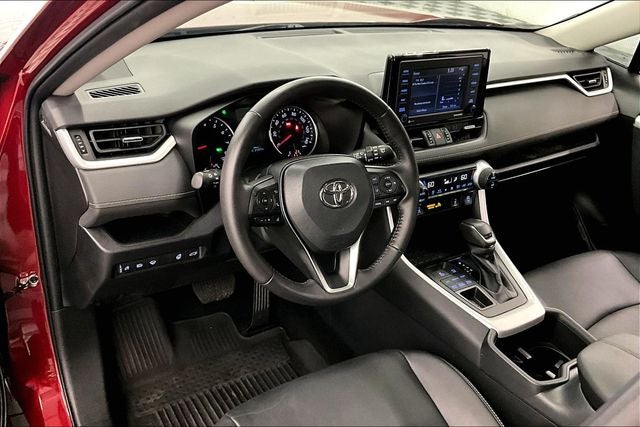 2022 Toyota RAV4 XLE Premium