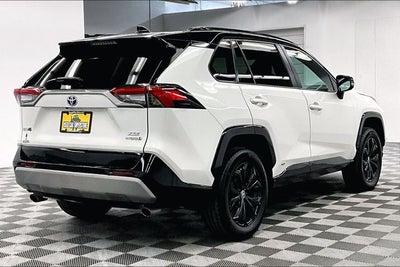 2022 Toyota RAV4 Hybrid XSE AWD - Sunroof - Blind Spot Detection