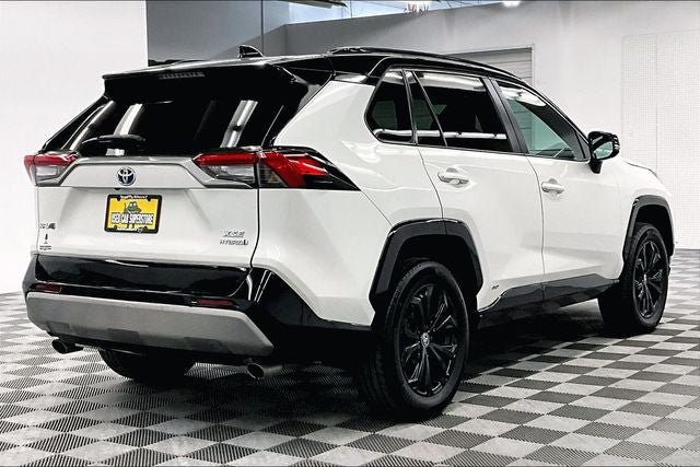2022 Toyota RAV4 Hybrid XSE AWD - Sunroof - Blind Spot Detection