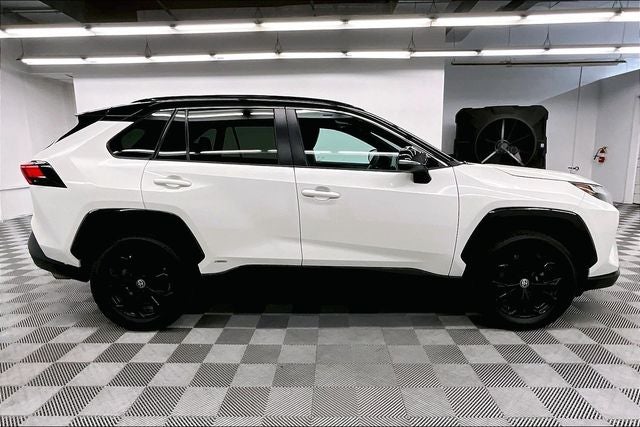 2022 Toyota RAV4 Hybrid XSE AWD - Sunroof - Blind Spot Detection