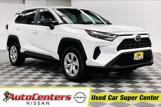 2025 Toyota RAV4 LE Adaptive Cruise - Apple CarPlay/Android Auto