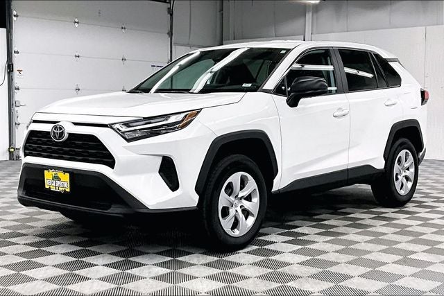 2025 Toyota RAV4 LE Adaptive Cruise - Apple CarPlay/Android Auto