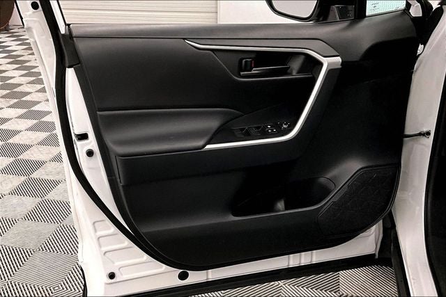 2025 Toyota RAV4 LE Adaptive Cruise - Apple CarPlay/Android Auto