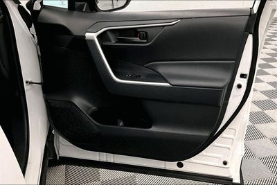 2025 Toyota RAV4 LE Adaptive Cruise - Apple CarPlay/Android Auto