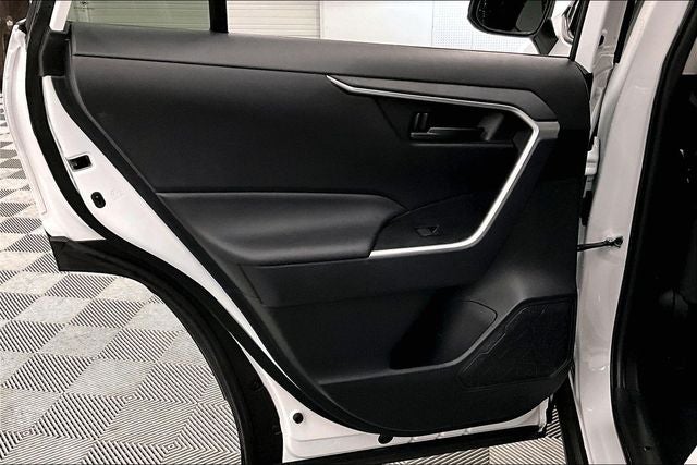 2025 Toyota RAV4 LE Adaptive Cruise - Apple CarPlay/Android Auto