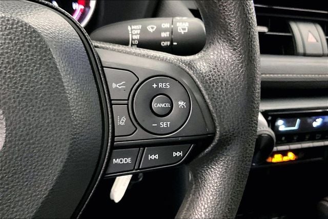 2025 Toyota RAV4 LE Adaptive Cruise - Apple CarPlay/Android Auto