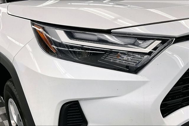 2025 Toyota RAV4 LE Adaptive Cruise - Apple CarPlay/Android Auto