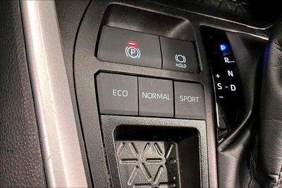 2025 Toyota RAV4 LE Adaptive Cruise - Apple CarPlay/Android Auto