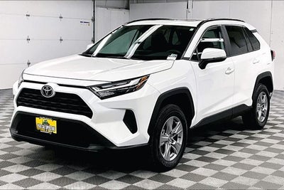 2025 Toyota RAV4 XLE AWD-Sunroof-Adaptive Cruise-Htd Seats