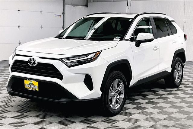 2025 Toyota RAV4 XLE AWD-Sunroof-Adaptive Cruise-Htd Seats
