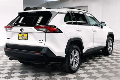 2025 Toyota RAV4 XLE AWD-Sunroof-Adaptive Cruise-Htd Seats