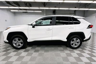 2025 Toyota RAV4 XLE AWD-Sunroof-Adaptive Cruise-Htd Seats