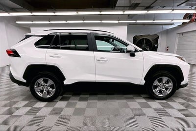 2025 Toyota RAV4 XLE AWD-Sunroof-Adaptive Cruise-Htd Seats