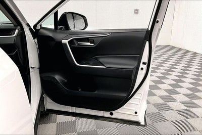 2025 Toyota RAV4 XLE AWD-Sunroof-Adaptive Cruise-Htd Seats
