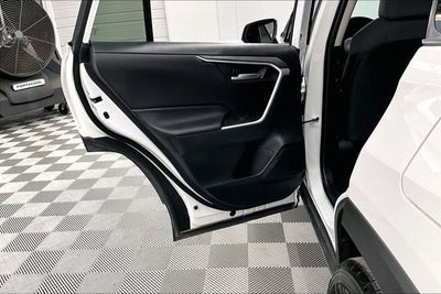 2025 Toyota RAV4 XLE AWD-Sunroof-Adaptive Cruise-Htd Seats
