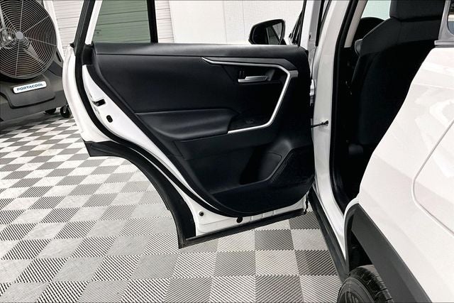 2025 Toyota RAV4 XLE AWD-Sunroof-Adaptive Cruise-Htd Seats