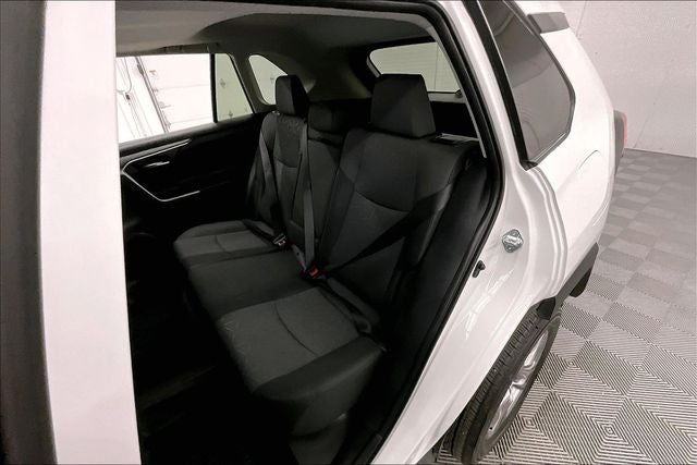 2025 Toyota RAV4 XLE AWD-Sunroof-Adaptive Cruise-Htd Seats