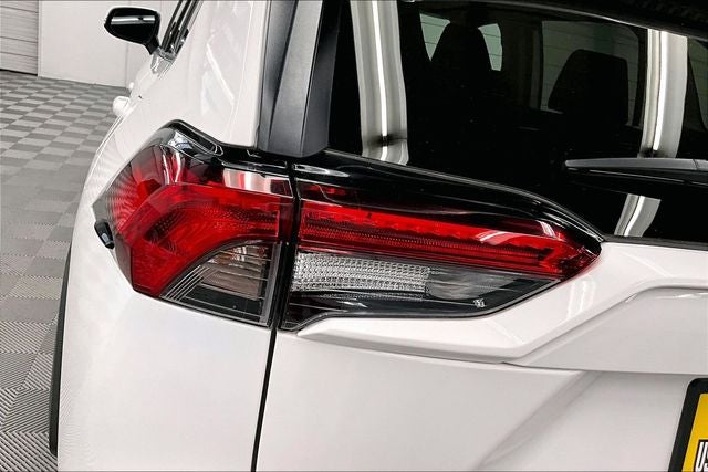 2025 Toyota RAV4 XLE AWD-Sunroof-Adaptive Cruise-Htd Seats