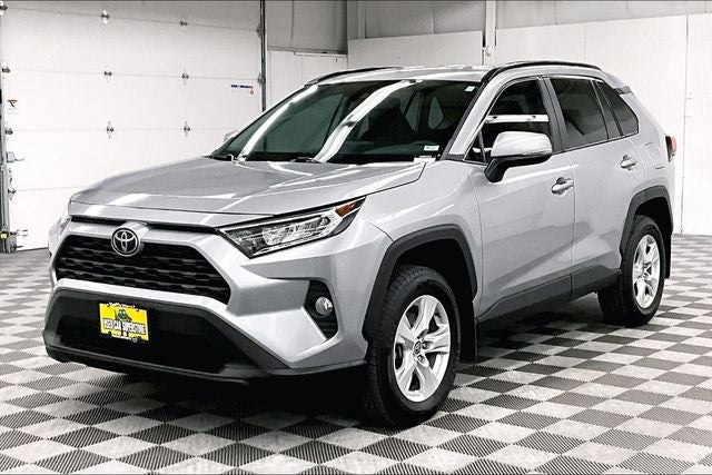 2021 Toyota RAV4 XLE AWD - Adaptive Cruise - Blind Spot Detection