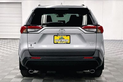 2021 Toyota RAV4 XLE AWD - Adaptive Cruise - Blind Spot Detection