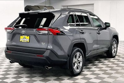 2024 Toyota RAV4 XLE AWD-Adaptive Cruise-Blind Spot Monitor