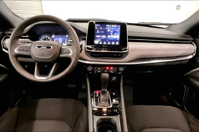 2025 Jeep Compass Sport 4x4-Blind Spot Monitor-Apple CarPlay/Android Auto