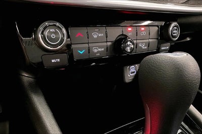 2025 Jeep Compass Sport 4x4-Blind Spot Monitor-Apple CarPlay/Android Auto