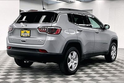 2022 Jeep Compass Latitude 4x4 - Blind Spot Detection - Apple CarPlay/Android