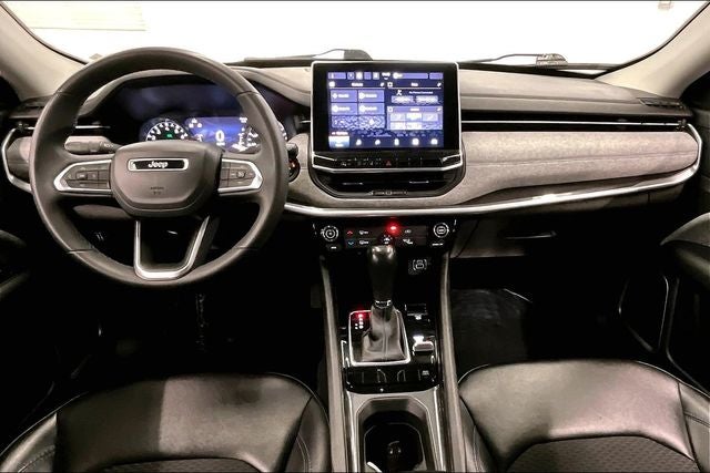 2022 Jeep Compass Latitude 4x4 - Blind Spot Detection - Apple CarPlay/Android