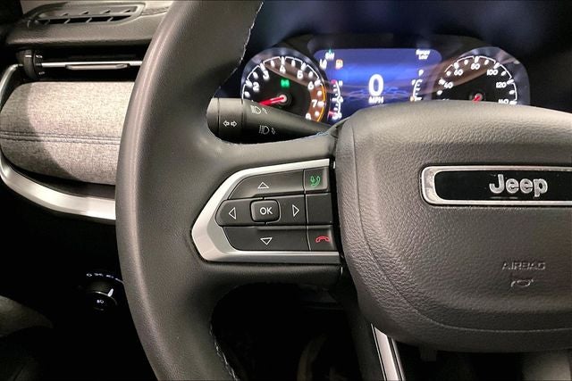 2022 Jeep Compass Latitude 4x4 - Blind Spot Detection - Apple CarPlay/Android