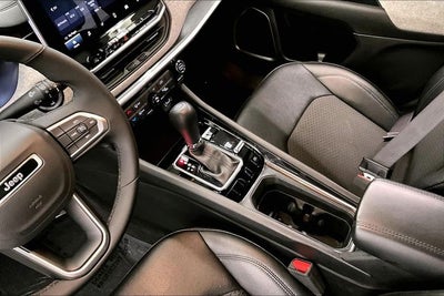 2024 Jeep Compass Latitude 4x4 - Blind Spot Detection - Apple CarPlay/Android