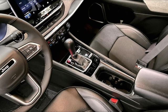 2024 Jeep Compass Latitude 4x4 - Blind Spot Detection - Apple CarPlay/Android