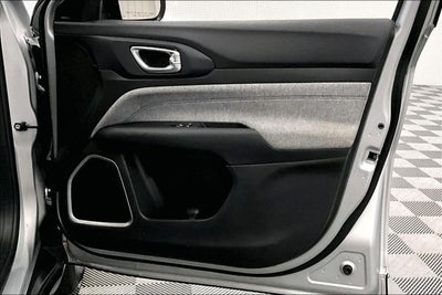 2024 Jeep Compass Latitude 4x4 - Blind Spot Detection - Apple CarPlay/Android