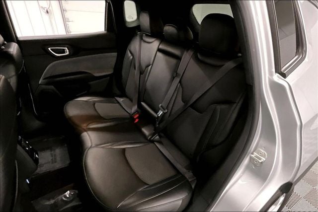 2024 Jeep Compass Latitude 4x4 - Blind Spot Detection - Apple CarPlay/Android