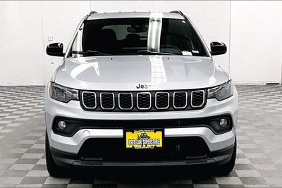 2024 Jeep Compass Latitude 4x4 - Blind Spot Detection - Apple CarPlay/Android