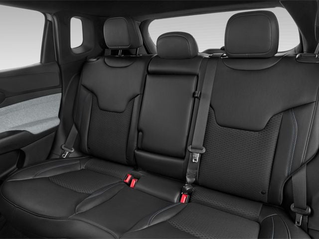 2023 Jeep Compass Latitude 4X4-Adaptive Cruise-Heated Seats