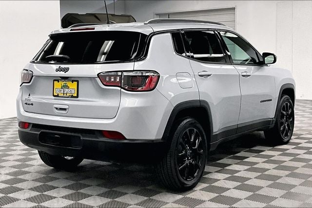 2025 Jeep Compass Latitude 4x4-Htd Seats-Remote Start-Blind Spot Monitor