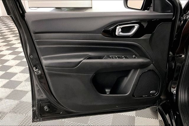 2023 Jeep Compass High Altitude 4x4 - Pano Roof - Adaptive Cruise - Htd Leather