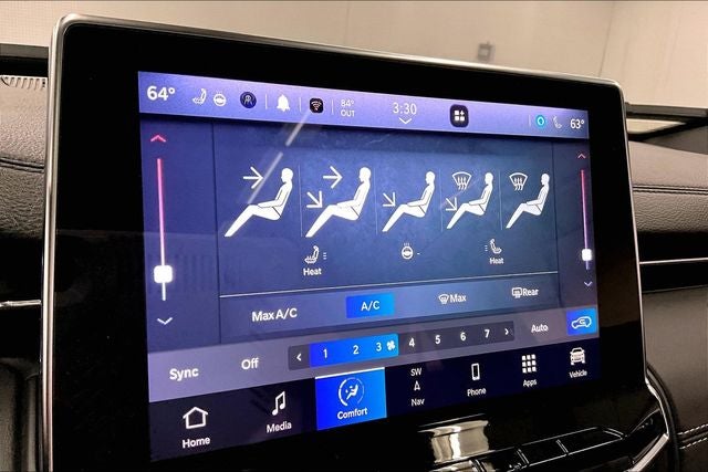 2023 Jeep Compass High Altitude 4x4 - Pano Roof - Adaptive Cruise - Htd Leather