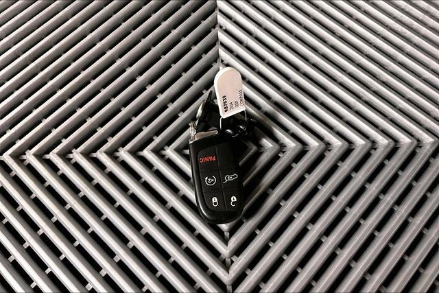 2024 Jeep Compass Limited 4x4 - High Altitude Pkg - Htd/Cooled Leather