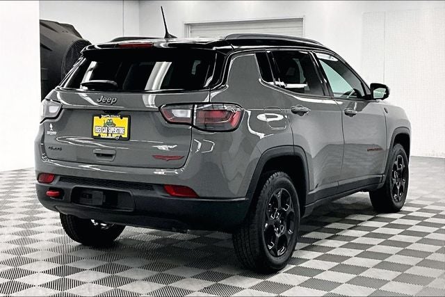 2024 Jeep Compass Trailhawk