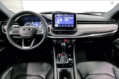 2024 Jeep Compass Latitude Lux 4X4-Heated Front Seats